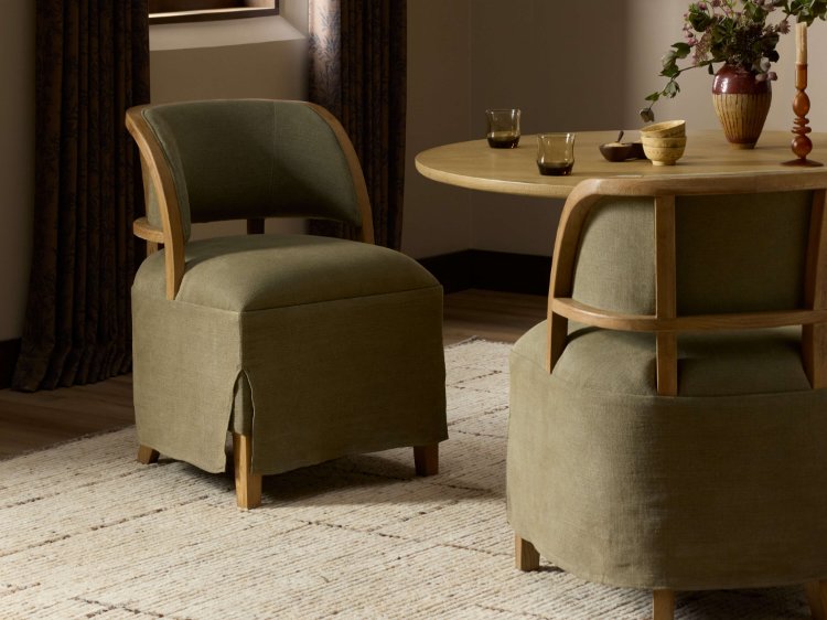 Furnished dining nook